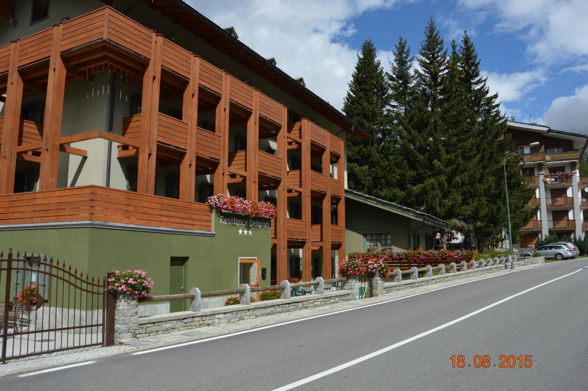 Residence Deborah Madesimo Buitenkant foto